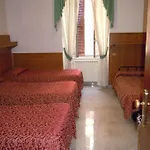 Papa Germano Hotel 2*