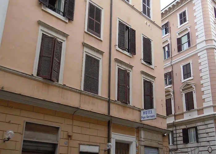 Hotel Papa Germano 2*