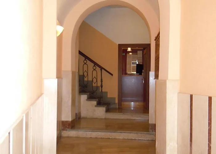 Hotel Papa Germano 2*